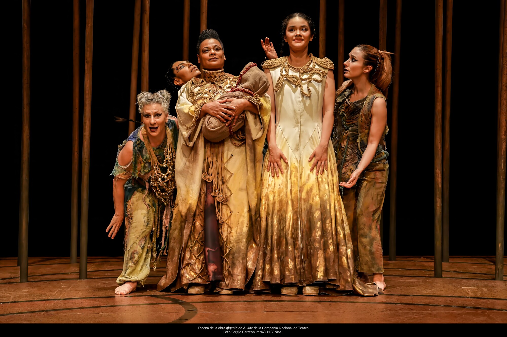 Escena 10 de Ifigenia en Áulide dirigida por Gabriela Ochoa
