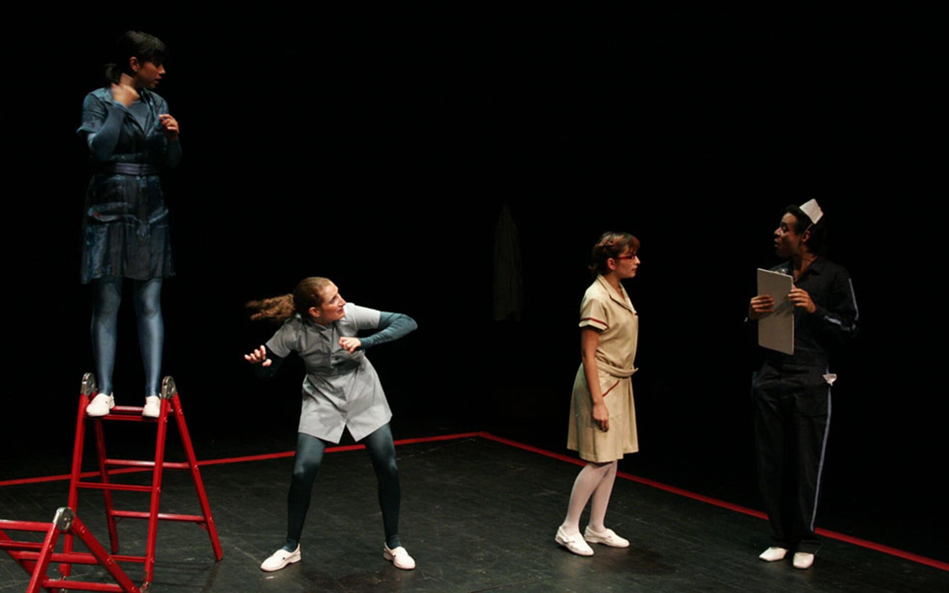 Escena 2 de Réplica con Sombra y Séquito dirigida por Gabriela Ochoa