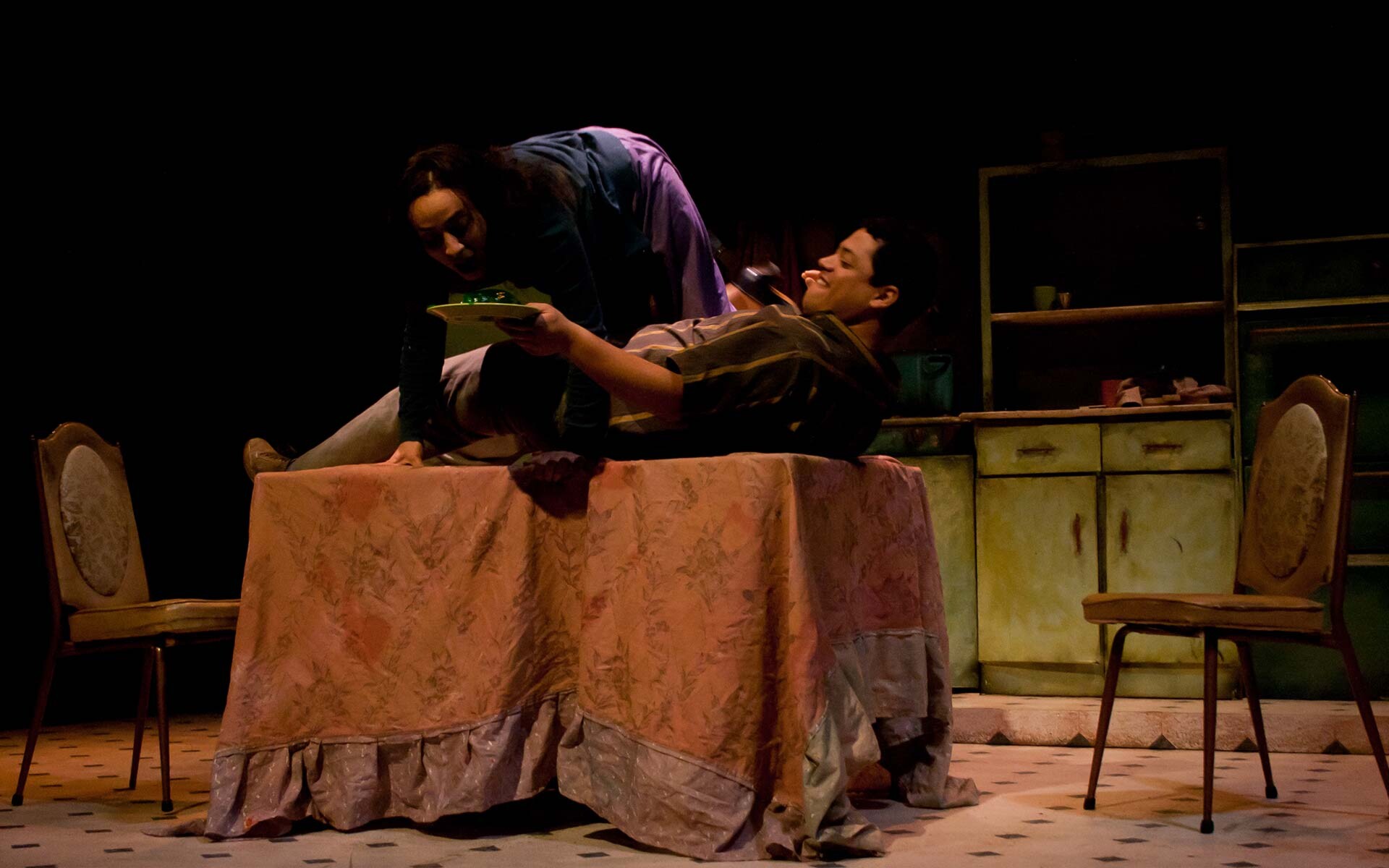 Escena 6 de Tres para el Almuerzo dirigida por Gabriela Ochoa